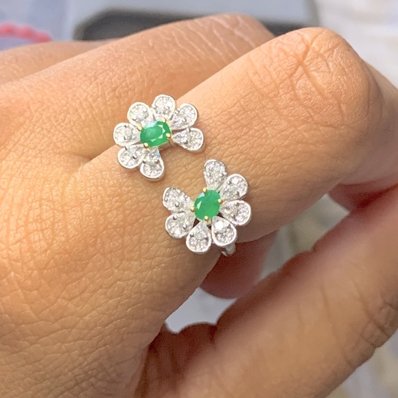 S925 Natural Zambian Emerald Flower Ring - Picture 4 of 16